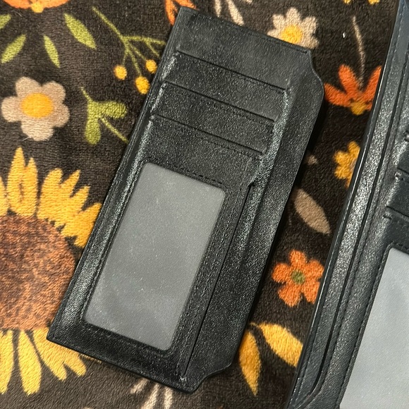 Access Denied wallet - Picture 5 of 9